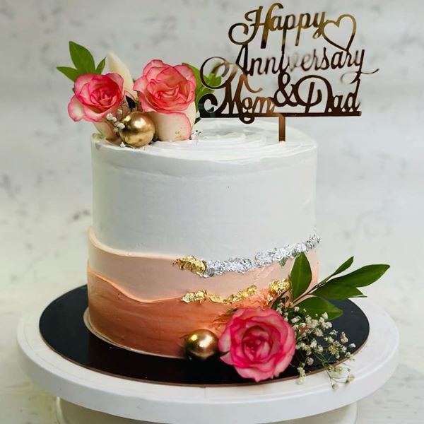 Wedding anniversary cake design hotsell